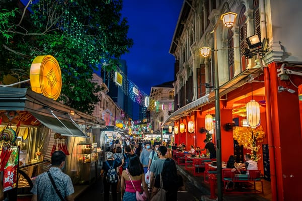 Chinatown in Singapore. Derek Teo/Shutterstock.